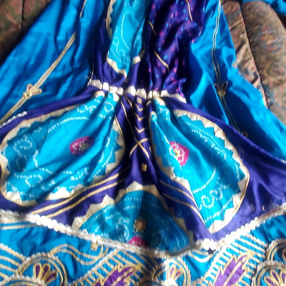 Chaniya choli/Lehenga/ Bandhoni Sari! Saree with ready-made blouse! - Picture 4 of 17